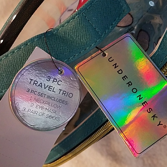 Travel Pillow Kids Under One Sky - Picture 3 of 3